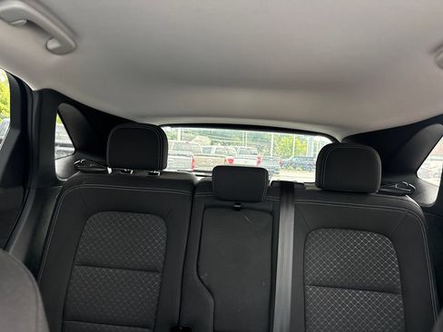 Used 2025 Ford Escape Active AWD/4WD image 39