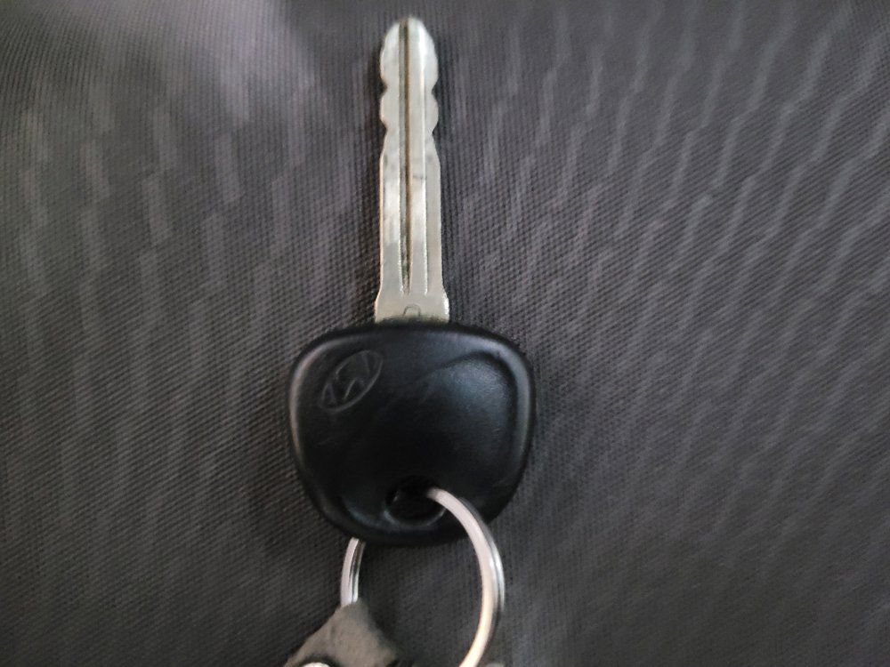 Used 2015 Hyundai Elantra SE FWD image 32