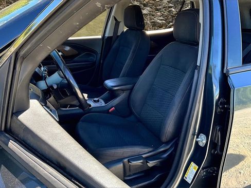 Used 2018 GMC Terrain SLE image 24