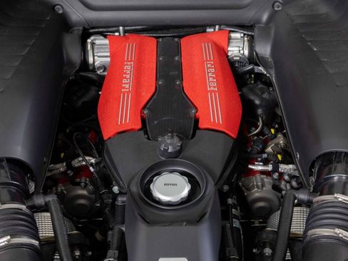 Used 2017 Ferrari 488 GTB RWD image 67