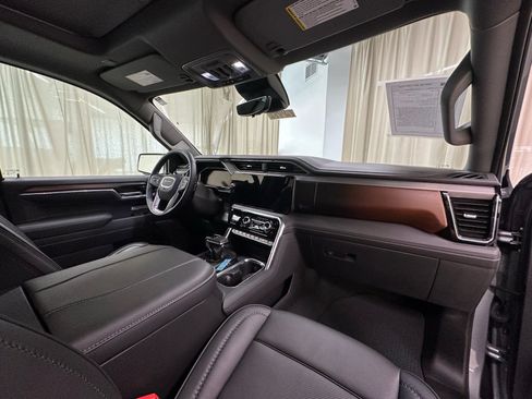 Used 2026 GMC Sierra 1500 Denali w/ Denali Reserve Package AWD/4WD image 25