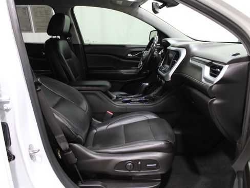 Used 2018 GMC Acadia SLT image 31