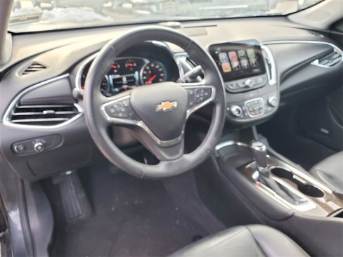 Used 2017 Chevrolet Malibu Premier image 12