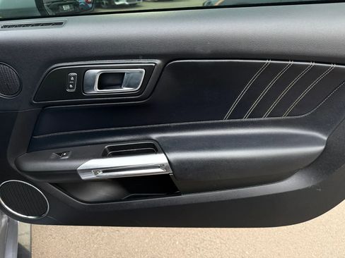 Used 2020 Ford Mustang GT Premium RWD image 17