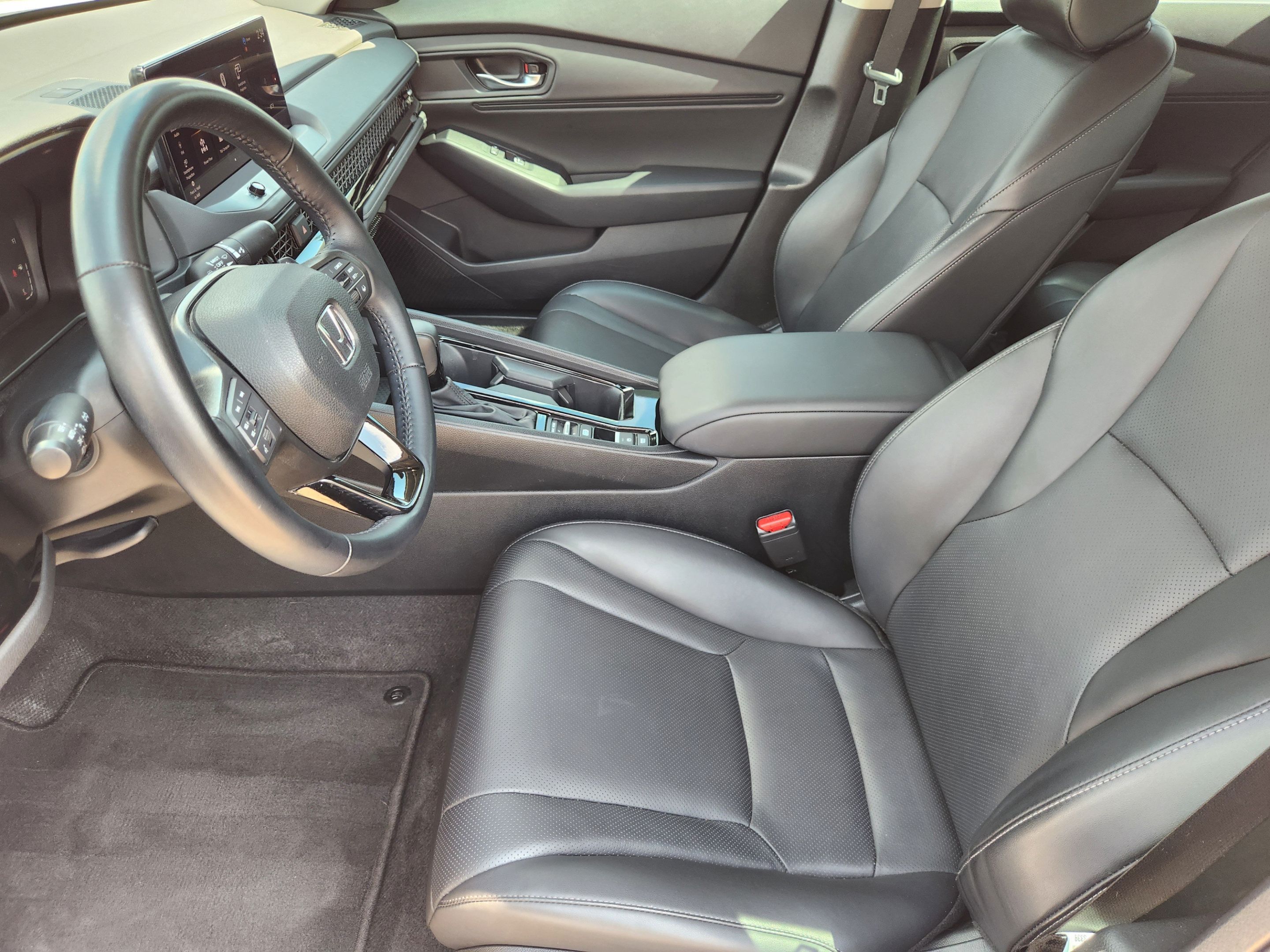 Used 2024 Honda Accord EX-L image 8