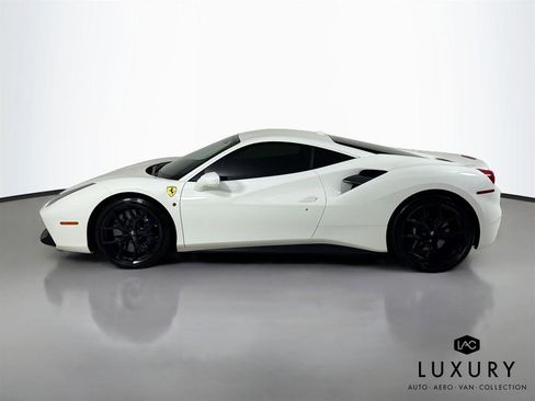 Used 2016 Ferrari 488 GTB image 7