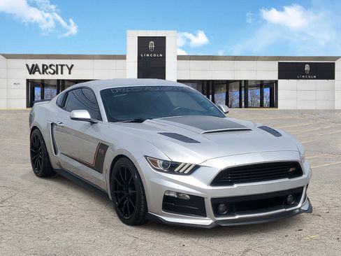 Used 2017 Ford Mustang GT Premium RWD image 1