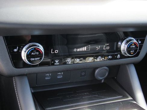 New 2026 Mitsubishi Outlander SE FWD image 29