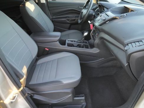 Used 2018 Ford Escape S image 18