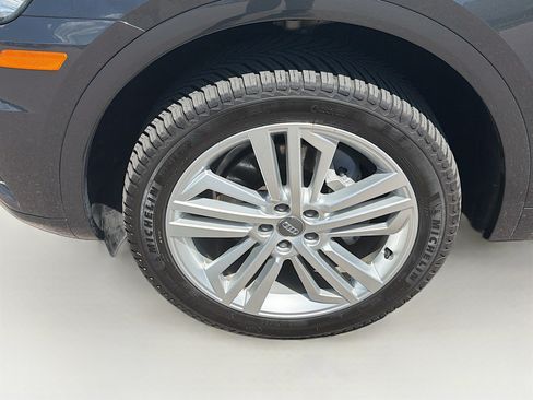Used 2018 Audi Q5 2.0T Premium Plus AWD/4WD image 11