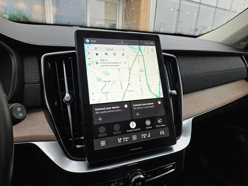 Certified 2025 Volvo XC90 B6 Plus AWD/4WD image 30