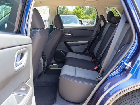 New 2026 Nissan Rogue SV FWD image 8