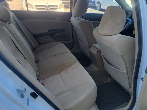 Used 2010 Honda Accord LX-P image 21