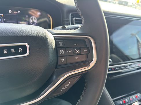 Used 2022 Jeep Wagoneer Series I w/ Convenience Group I image 20