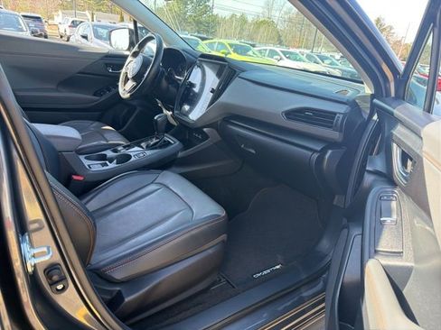 Used 2024 Subaru Crosstrek 2.5i Limited AWD/4WD image 16