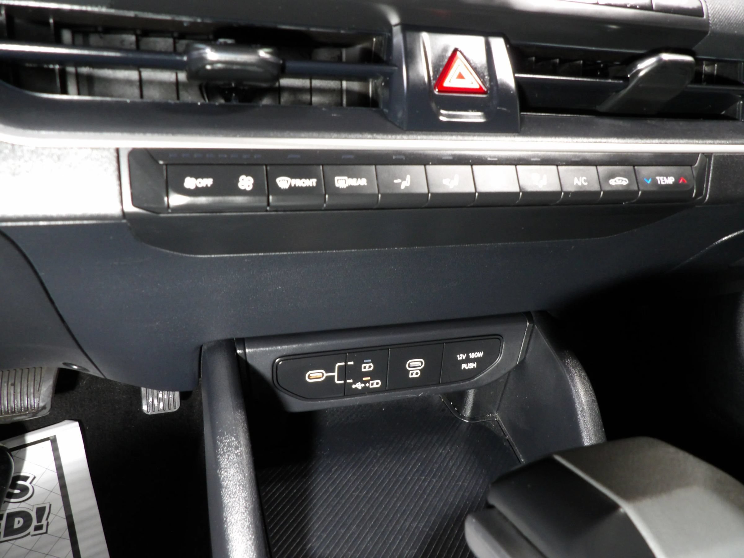 Used 2025 Kia K4 FWD image 16