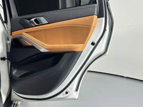 Used 2020 BMW X6 xDrive40i w/ Convenience Package image 13