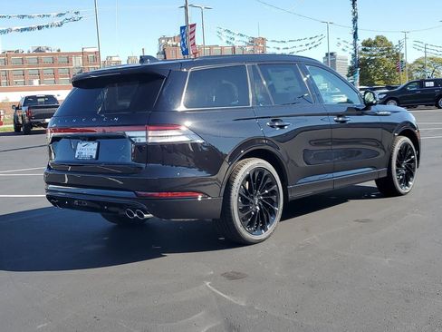 New 2025 Lincoln Aviator Reserve image 3