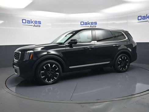 Certified 2025 Kia Telluride SX Prestige AWD/4WD image 4