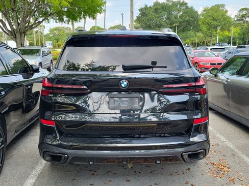 Used 2024 BMW X5 xDrive40i w/ M Sport Package AWD/4WD image 6
