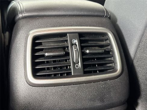 Used 2019 Kia Sorento L image 36