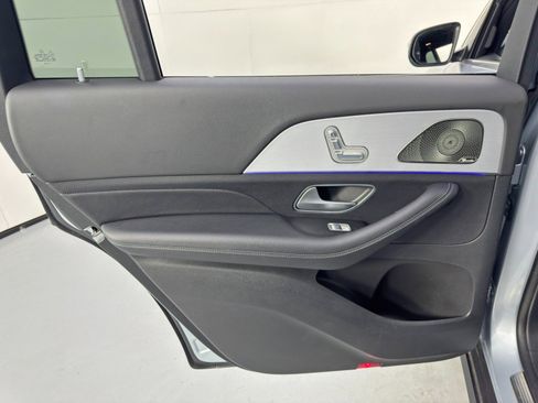 Used 2024 Mercedes-Benz GLS 450 4MATIC image 56