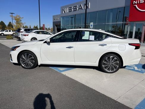 Certified 2024 Nissan Altima 2.5 SL image 2