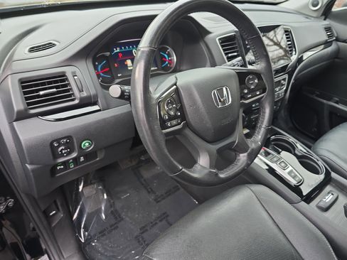 Used 2021 Honda Pilot Elite image 16
