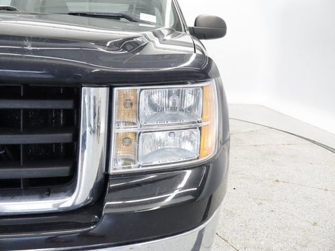 Used 2011 GMC Sierra 1500 SLE w/ Power Tech Package AWD/4WD image 11
