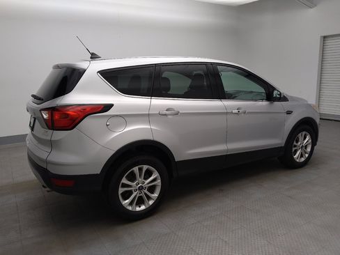 Used 2019 Ford Escape SE FWD image 10