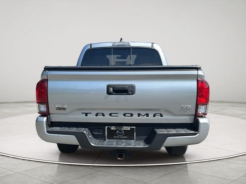 Used 2022 Toyota Tacoma SR AWD/4WD image 6