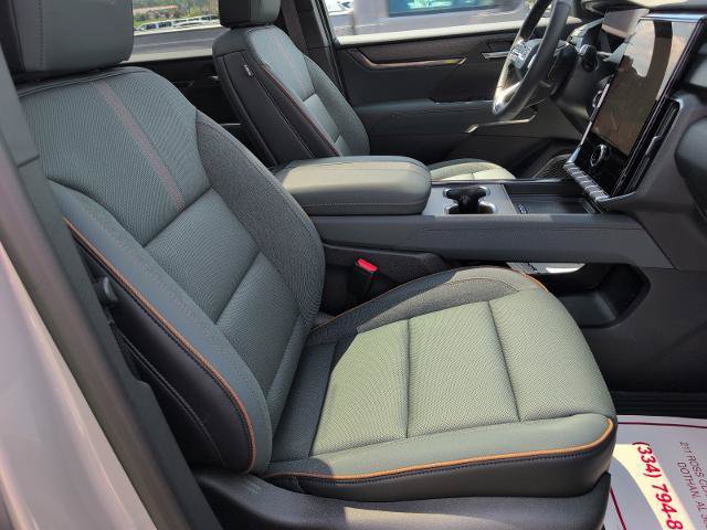 New 2026 GMC Acadia AT4 w/ Luxury Package AWD/4WD image 12