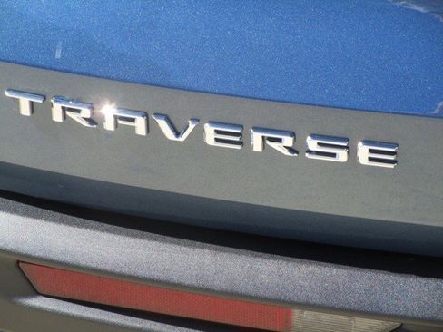 New 2026 Chevrolet Traverse LT w/ Driver Confidence Package FWD image 9