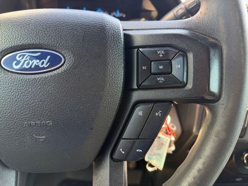 Used 2022 Ford F250 XLT w/ XLT Premium Package AWD/4WD image 19