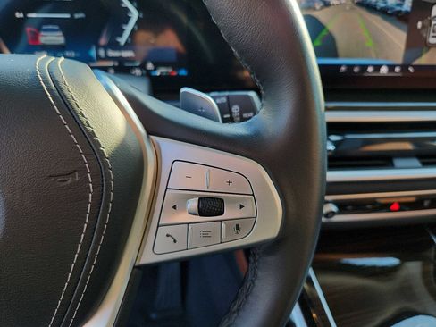 Certified 2024 BMW X7 xDrive40i w/ Executive Package image 21