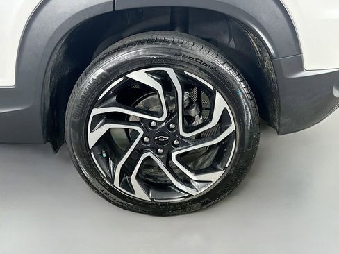 Used 2025 Chevrolet TrailBlazer RS w/ Convenience Package image 33