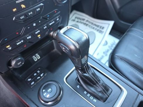 Used 2020 Ford Ranger Lariat w/ Equipment Group 501A Mid image 22