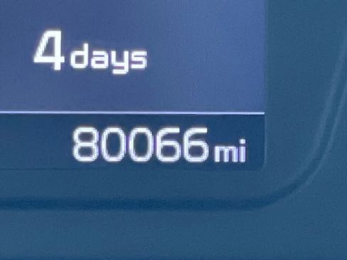 Used 2019 Kia Sorento LX w/ LX Convenience Package image 38