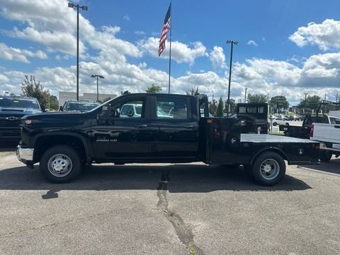 New 2026 Chevrolet Silverado 3500 W/T AWD/4WD image 6