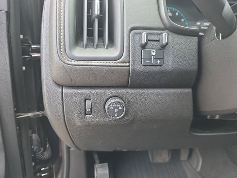 Used 2022 GMC Canyon Elevation w/ Trailering Package RWD image 19