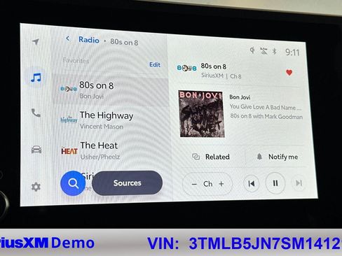 Certified 2025 Toyota Tacoma SR5 image 28