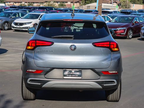 Used 2022 Buick Encore GX Preferred w/ Cold Weather Comfort Package image 5