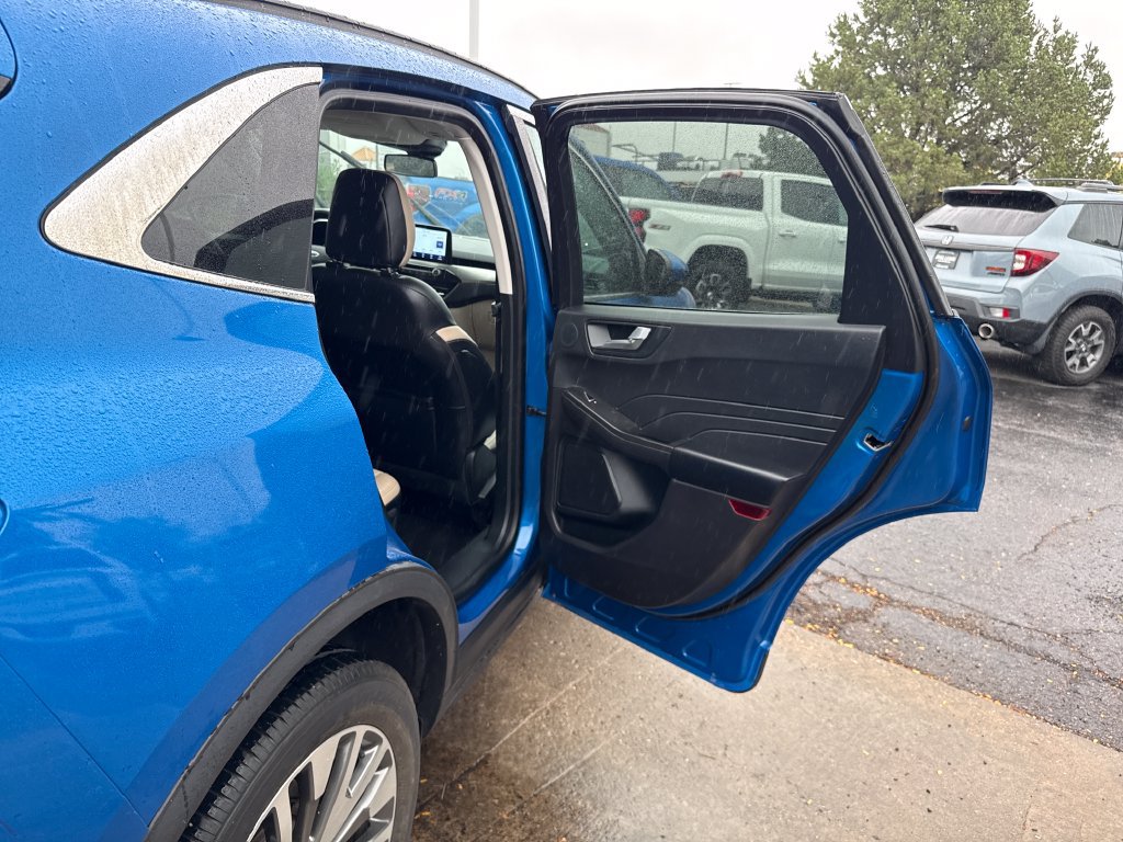 Used 2021 Ford Escape Titanium AWD/4WD image 23