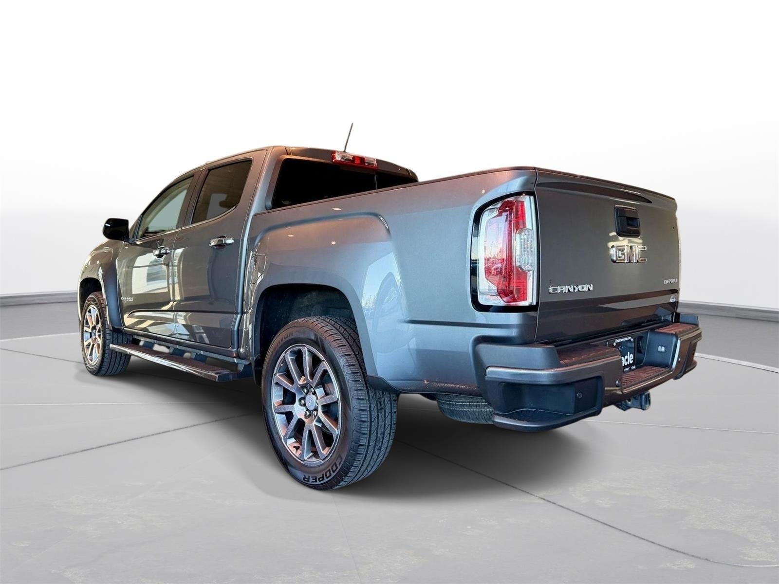 Used 2019 GMC Canyon Denali AWD/4WD image 7