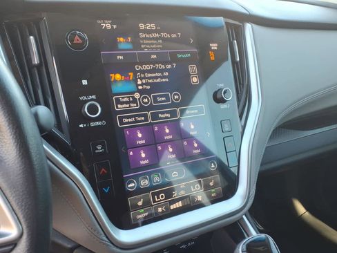 Used 2020 Subaru Outback Premium image 39