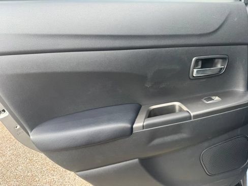 Used 2025 Mitsubishi Outlander Sport ES AWD/4WD image 28