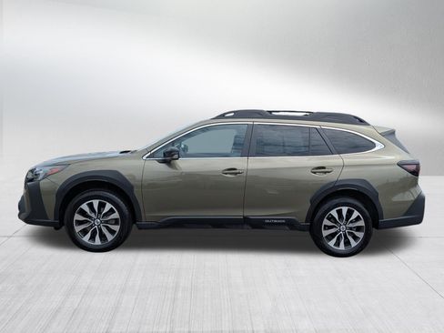 Used 2025 Subaru Outback Limited w/ Tech Package 3 AWD/4WD image 4