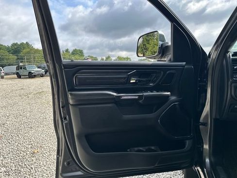 Used 2022 RAM 1500 Limited AWD/4WD image 24
