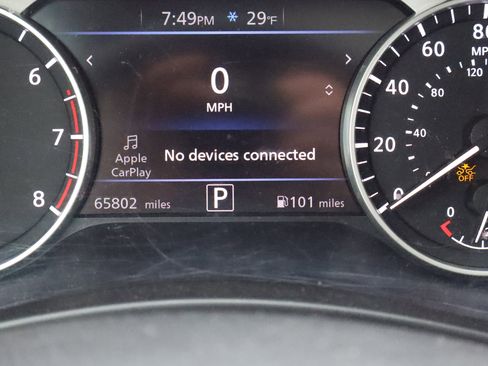 Used 2023 Nissan Sentra SR w/ SR Premium Package image 7