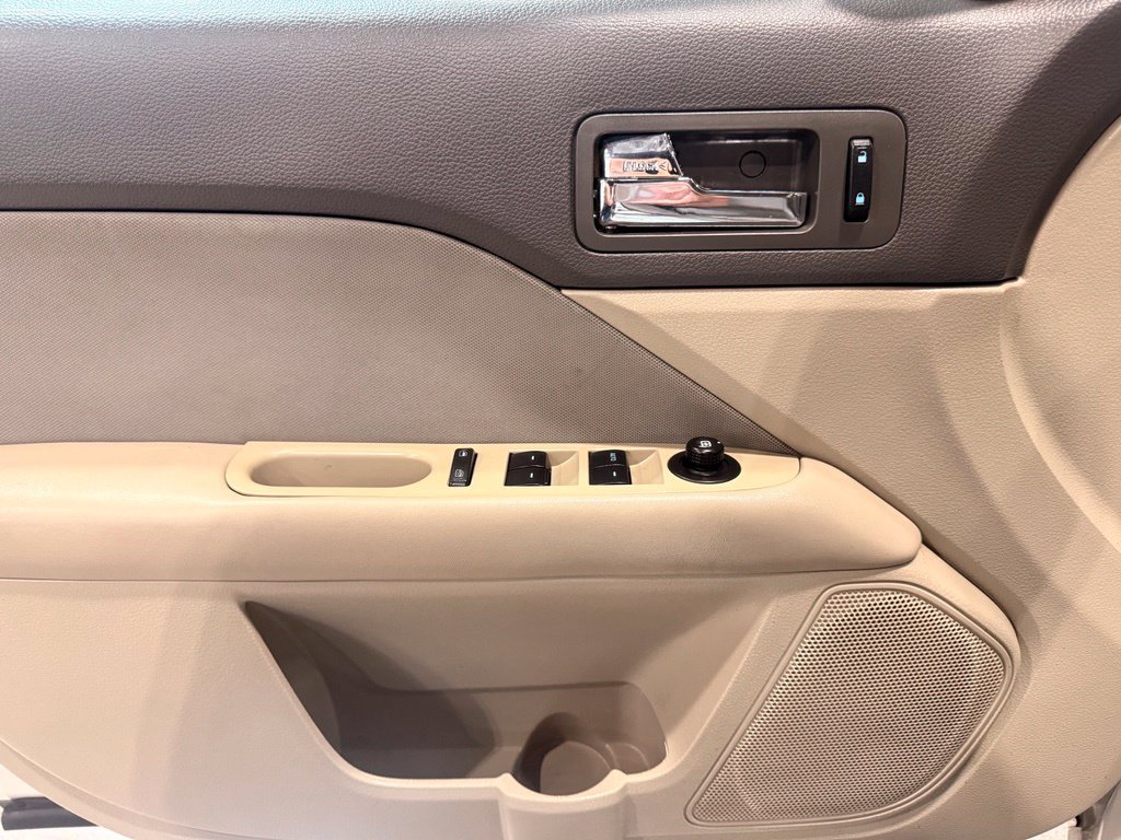 Used 2012 Ford Fusion S FWD image 9